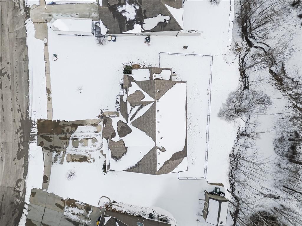 Photo of 640 Shady Bend Drive, Tonganoxie, KS 66086 (MLS # 2598066)