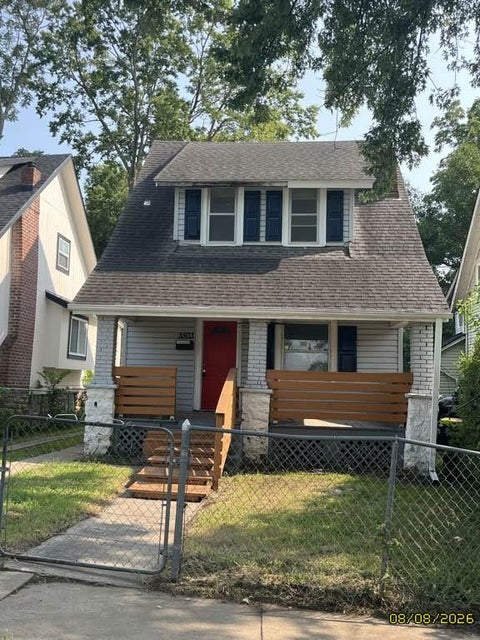 Photo of 3503 E 25th Street, Kansas City, MO 64127 (MLS # 2637862)