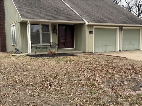 4214 W Haverill Street, St Joseph, MO 64506 - #: 2584556