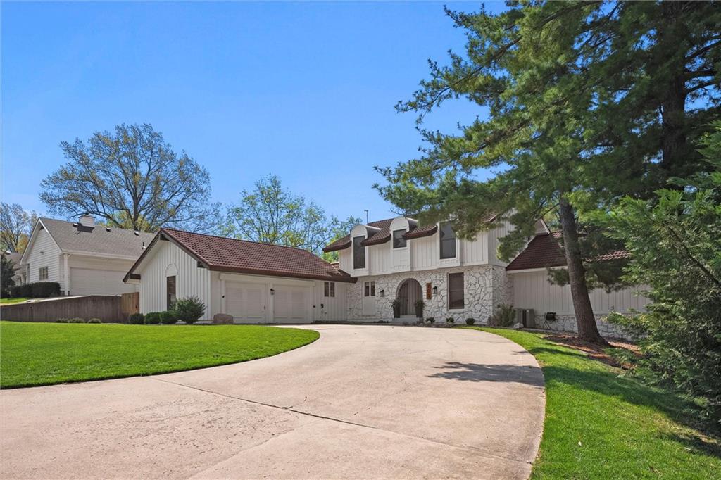 703 Montcrew Drive