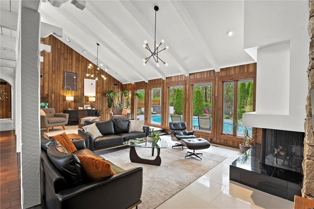 703 Montcrew Drive