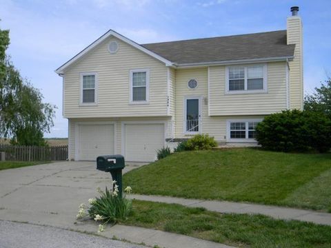 Photo of 1904 Quail Ridge Drive, Liberty, MO 64068 (MLS # 2619572)