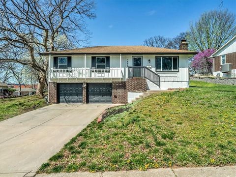 4162 S Bryant Drive Independence MO 64055