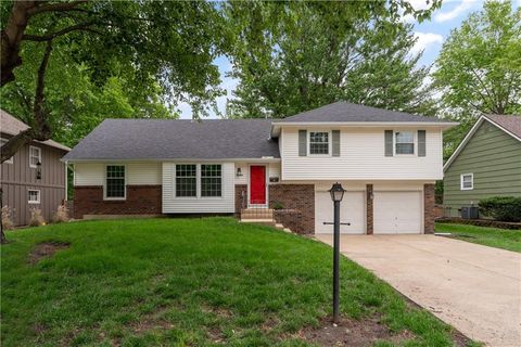 8306 W 97th Terrace, Overland Park, KS 66212 - MLS#: 2615647