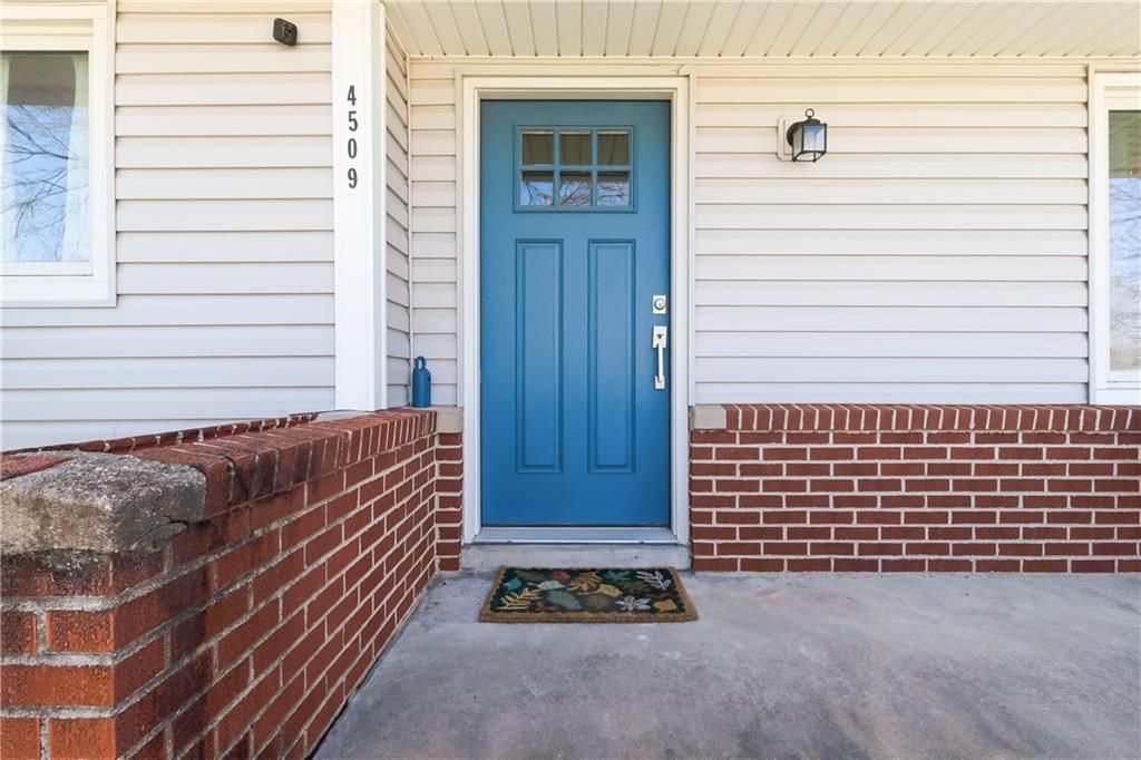 Photo of 4509 W 51st Street, Roeland Park, KS 66205 (MLS # 2608165)