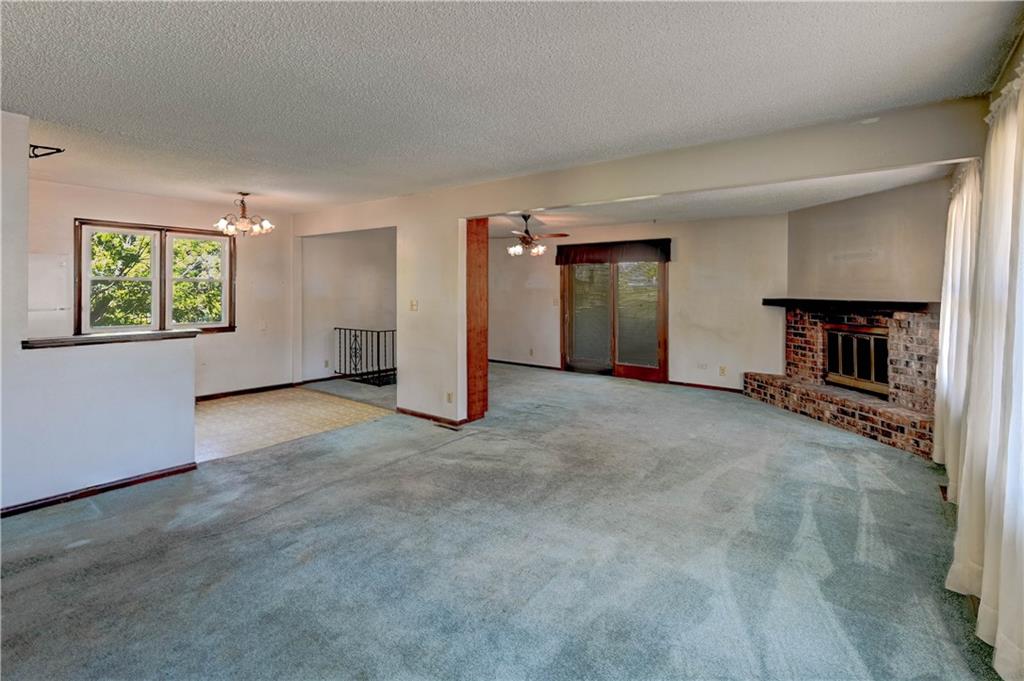 Independence, Missouri 64050, United States, 4 Bedrooms Bedrooms, ,2 BathroomsBathrooms,Residential,Active,141429