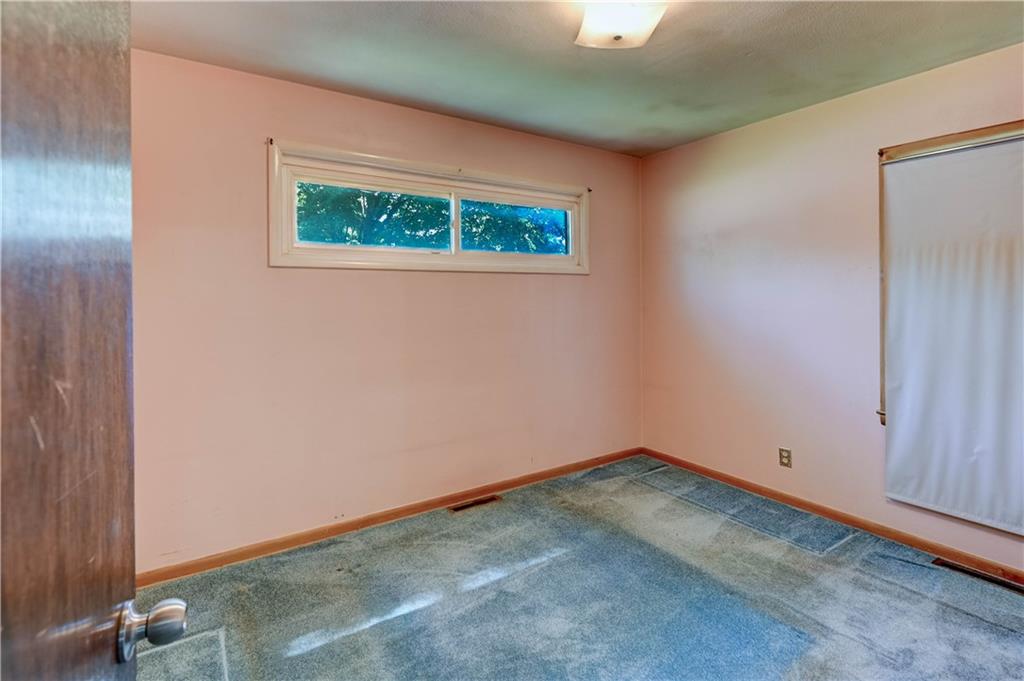 Independence, Missouri 64050, United States, 4 Bedrooms Bedrooms, ,2 BathroomsBathrooms,Residential,Active,141429