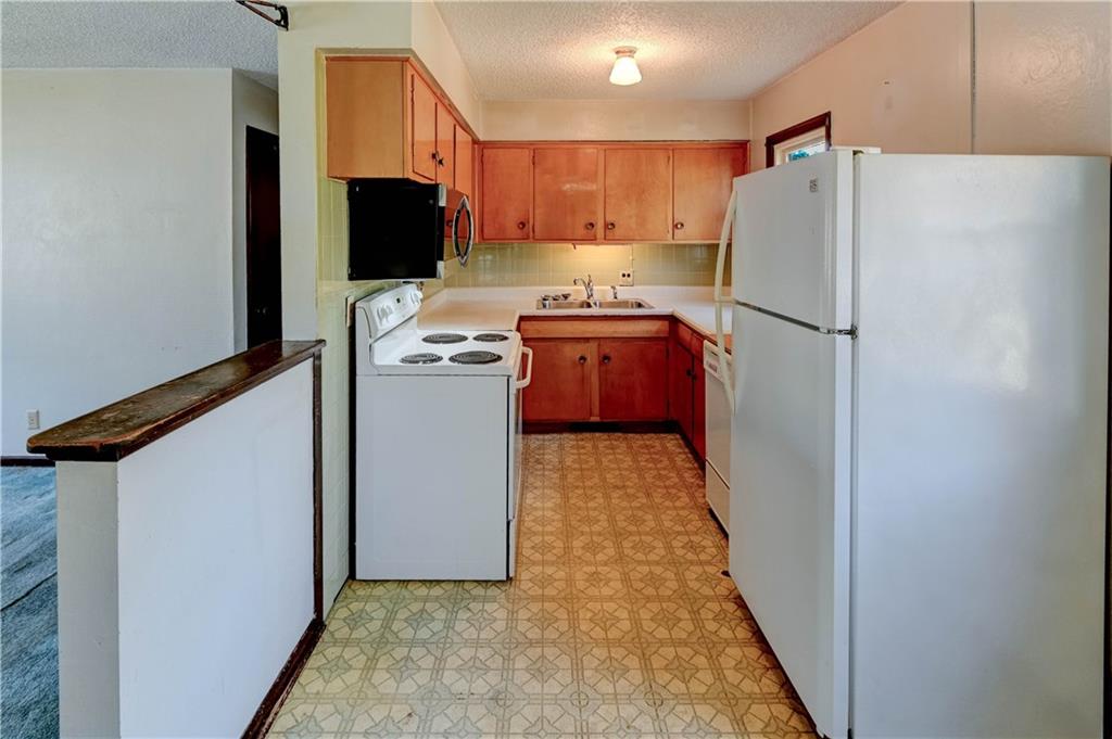 Independence, Missouri 64050, United States, 4 Bedrooms Bedrooms, ,2 BathroomsBathrooms,Residential,Active,141429