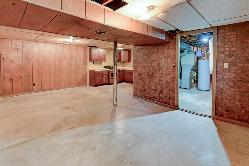 Independence, Missouri 64050, United States, 4 Bedrooms Bedrooms, ,2 BathroomsBathrooms,Residential,Active,141429