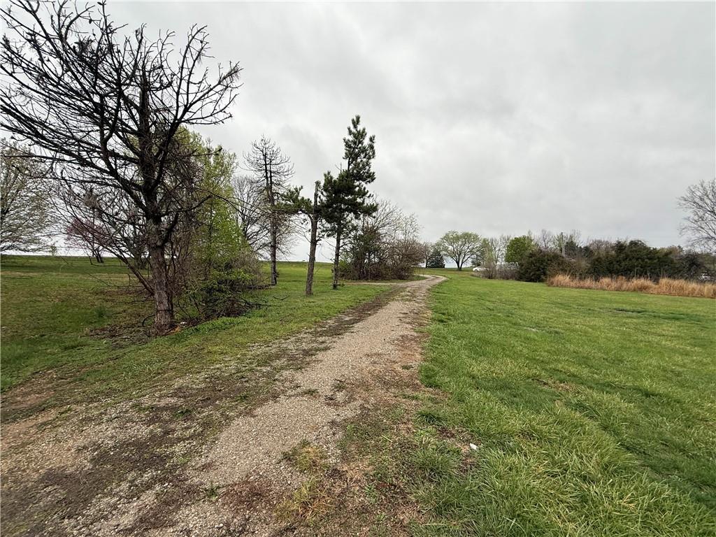 576 E 1700 Road