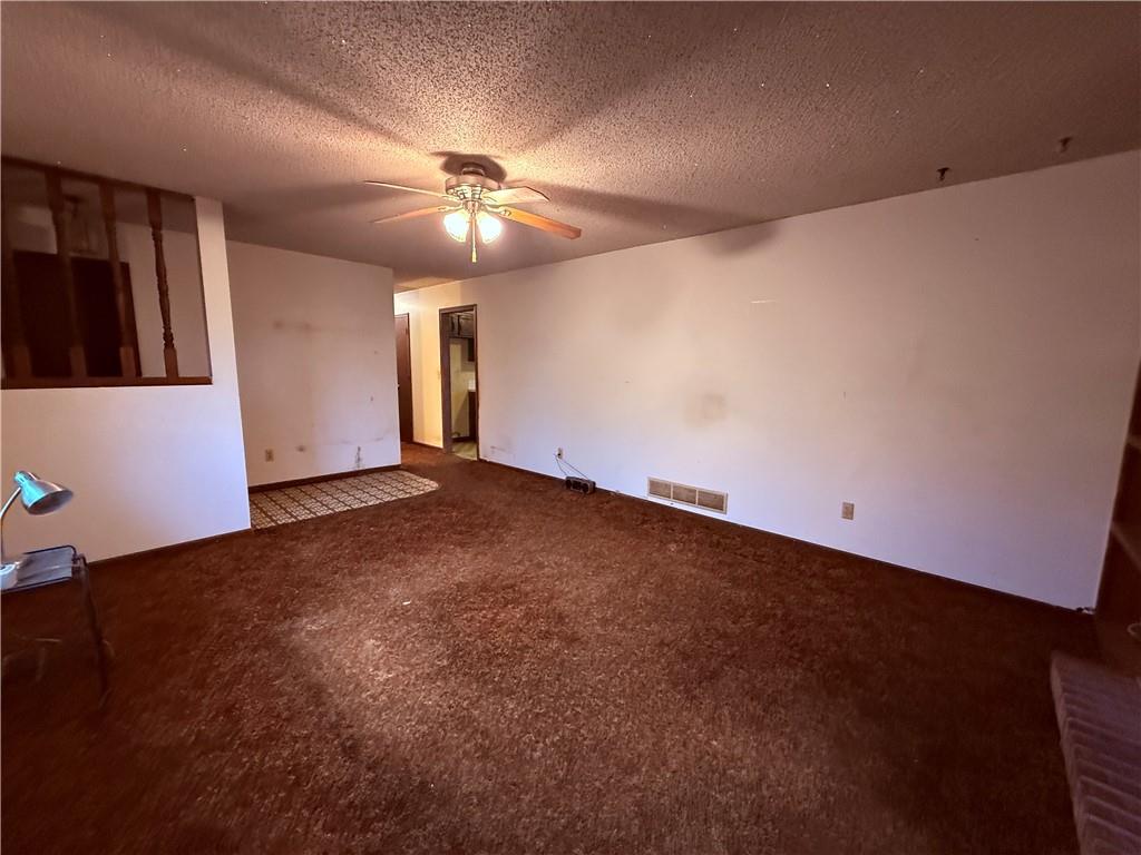 576 E 1700 Road