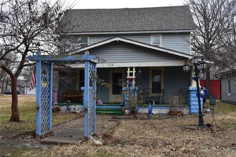 102 Brown Avenue Osawatomie KS 66064