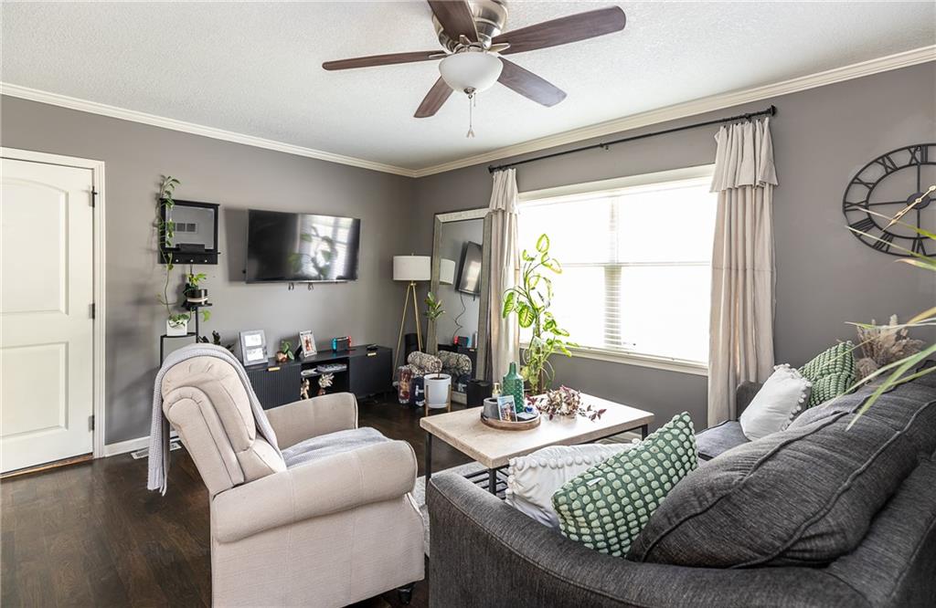 4526 Roanoke Parkway A