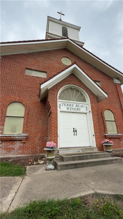 100 Lynn Street Dover MO 64022