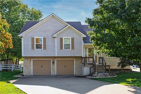 12417 E 58th Terrace Kansas City MO 64133