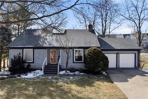 12900 McGee Street, Kansas City, MO 64145 - #: 2595426