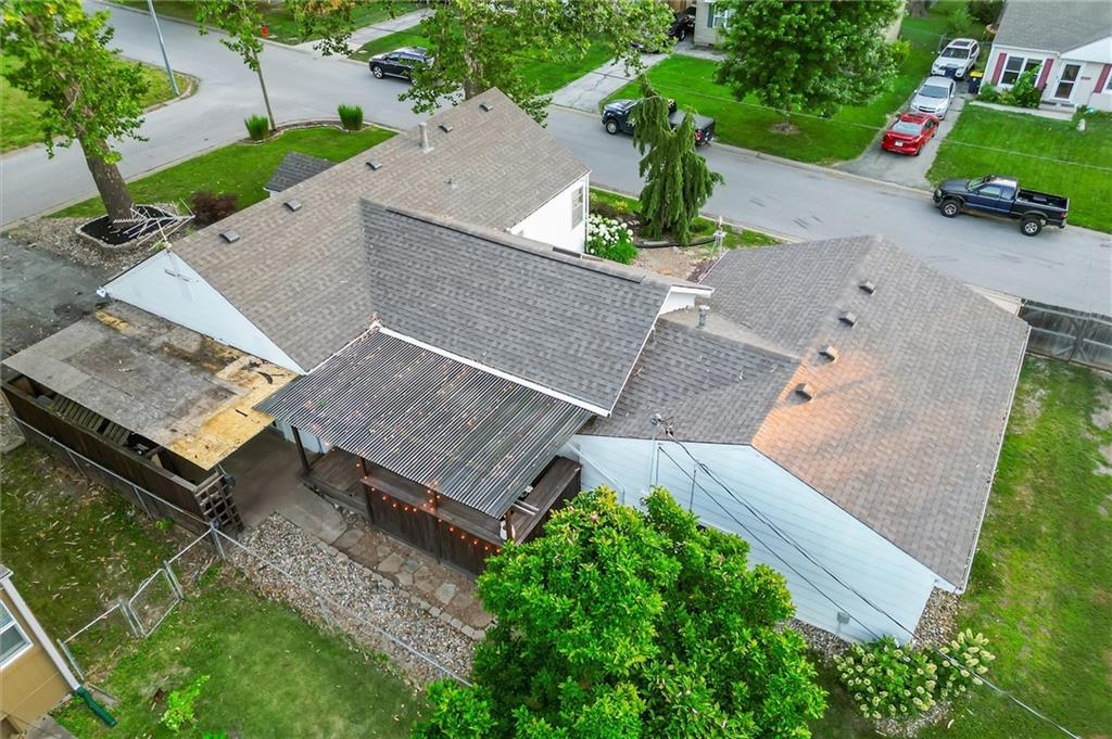 3600 NE 52nd Terrace