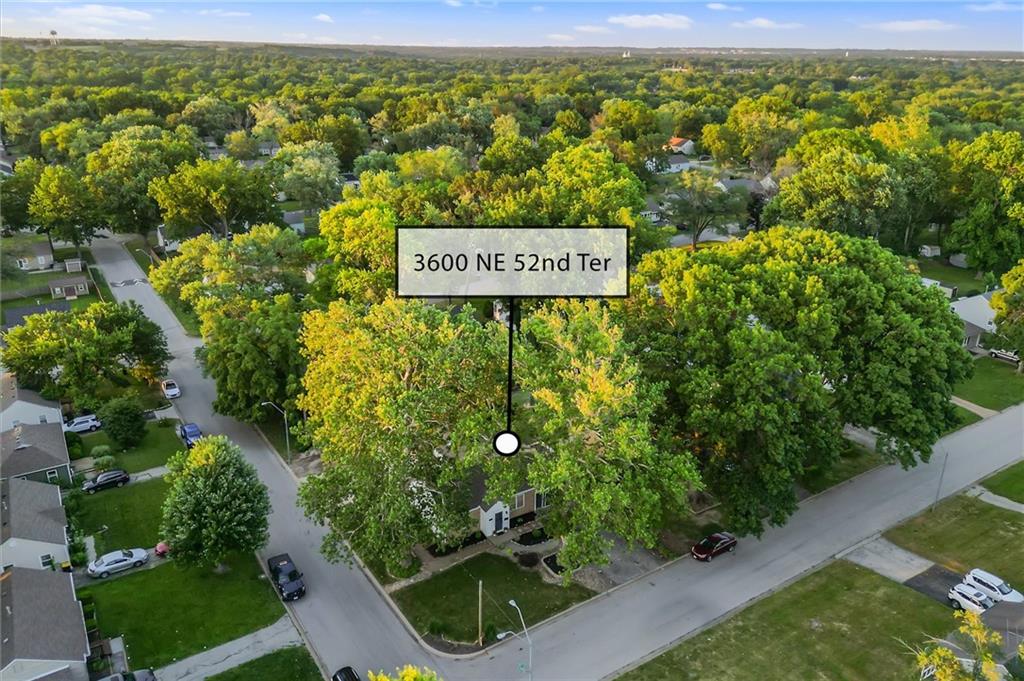 3600 NE 52nd Terrace