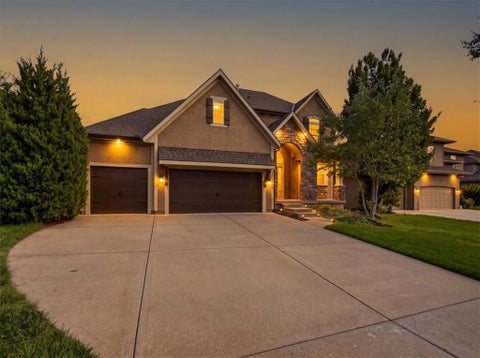 Photo of 10841 S Hastings Street, Olathe, KS 66061 (MLS # 2645134)