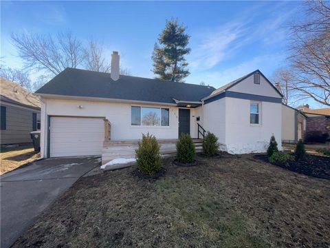 715 E 72nd Terrace, Kansas City, MO 64131 - MLS#: 2601229