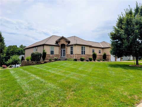 Photo of 1407 Bear Creek Circle, Warrensburg, MO 64093 (MLS # 2633680)