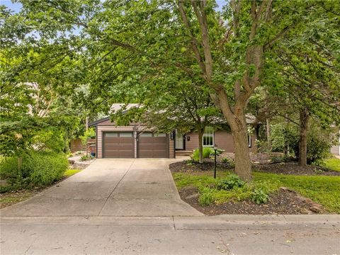 7819 Falmouth Street Prairie Village KS 66208