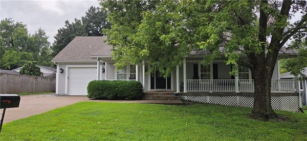 200 OTTMAN ST, RICHMOND, MO 64085 - Image e878b0069dd2c2baa91540d2cb1bc2f4/3858256451