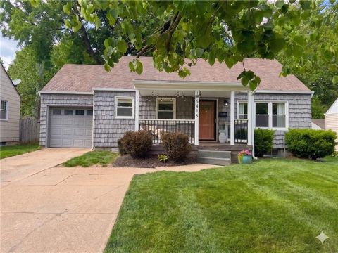5416 W 50th Street Roeland Park KS 66205