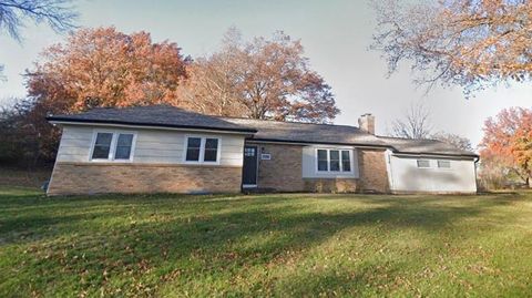 3106 Oakcrest Drive Kansas City MO 64151