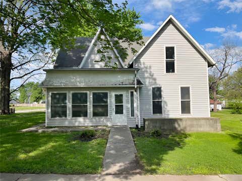 Photo of 208 S 3rd Street, Hopkins, MO 64461 (MLS # 2638936)
