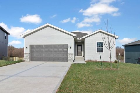817 Shane Court, Belton, MO 64012 - MLS#: 2595902