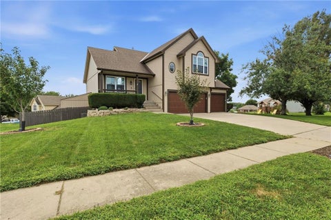 Tiny photo for 519 Holt Drive, Liberty, MO 64068 (MLS # 2642946)