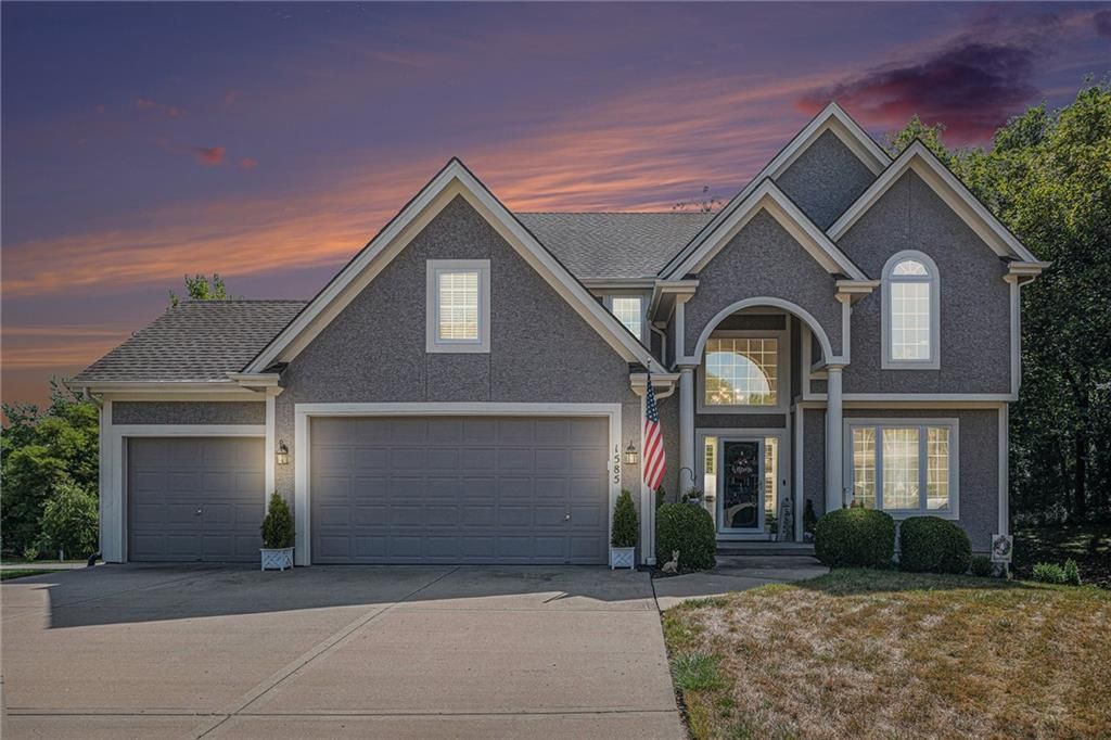 Photo of 1585 Sugar Maple Lane, Liberty, MO 64068 (MLS # 2577572)