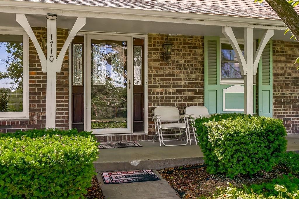 1710 N 90th Street