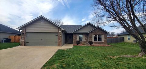 Photo of 2603 Agate Way, Columbia, MO 65202 (MLS # 2615140)