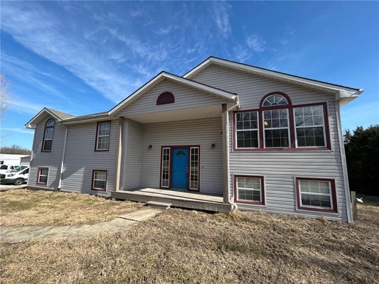 12911 S AL GOSSETT RD, LONE JACK, MO 64070 - Image e97ee945f72c1a4214d5e3b101c871b8/3013076273