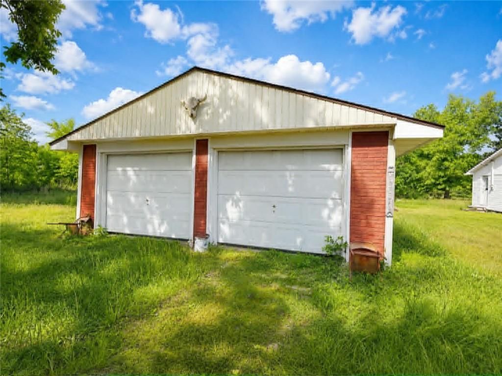 Photo of 1813 Columbus Street, Galena, KS 66739 (MLS # 2619060)