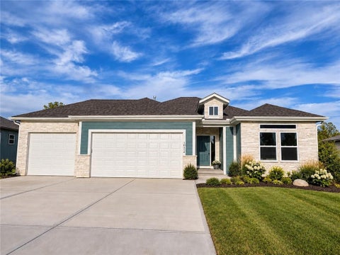 Photo of 10514 Augusta Drive, Kansas City, KS 66109 (MLS # 2640800)
