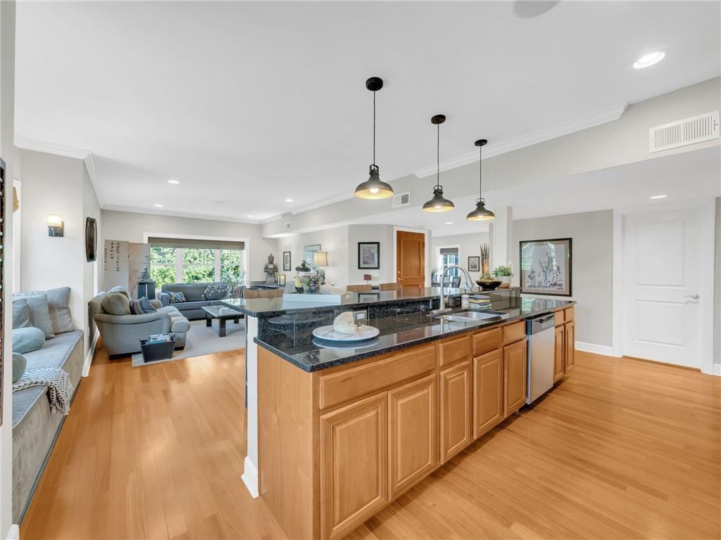 4342 Rockhill Road 3