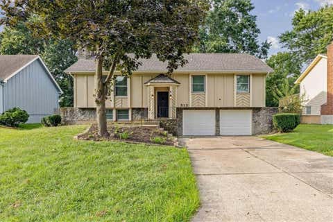 Photo of 513 Stacey Drive, Belton, MO 64012 (MLS # 2637682)