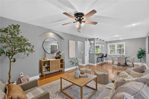 Photo of 4500 Jefferson Street #102, Kansas City, MO 64111 (MLS # 2628869)