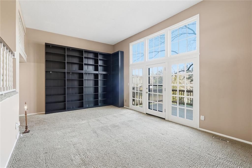 Photo of 10203 Cedarbrooke Lane, Kansas City, MO 64131 (MLS # 2592271)