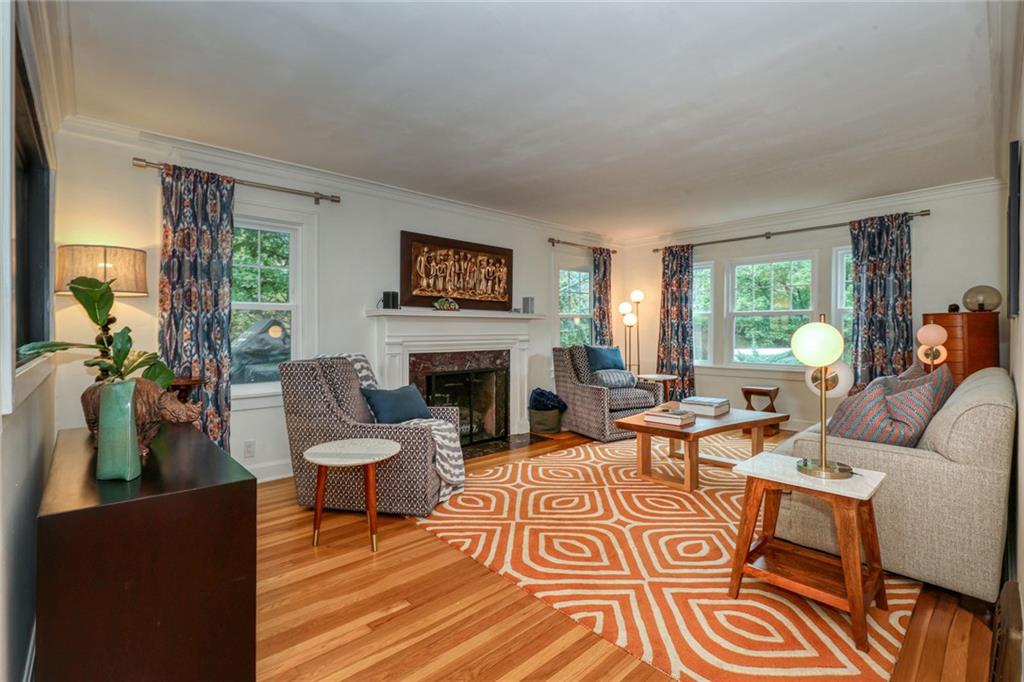 1600 W 51st Street