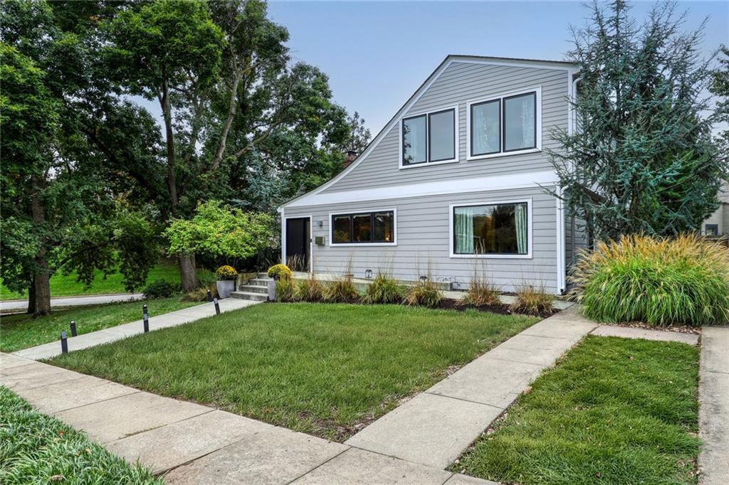 1600 W 51st Street