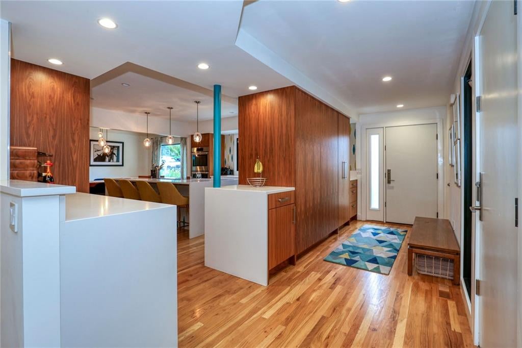 1600 W 51st Street