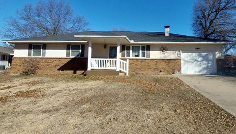 512 W Wilson N\/A, Girard, KS 66743 - MLS#: 2532007