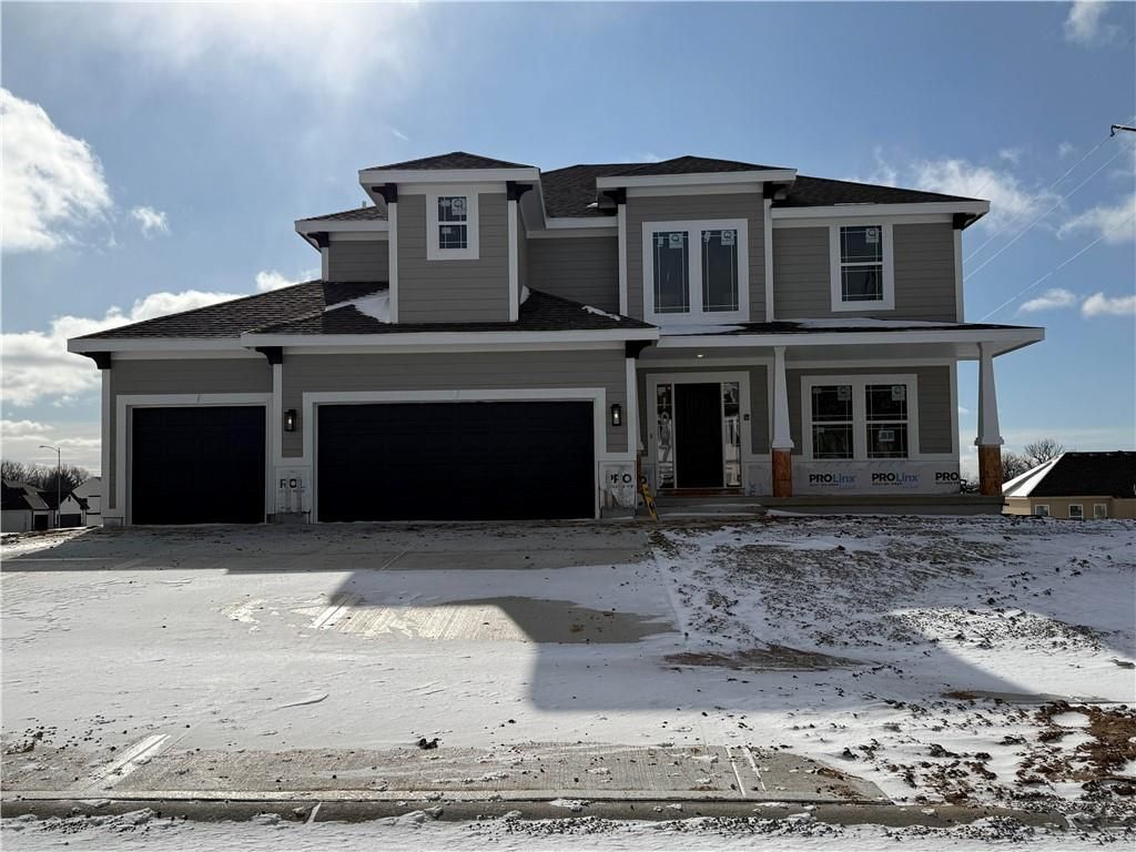 Photo of 1007 Poplar Lane, Liberty, MO 64068 (MLS # 2576543)