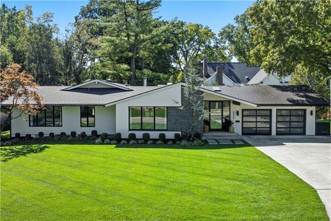 6536 Granada Drive Prairie Village KS 66208