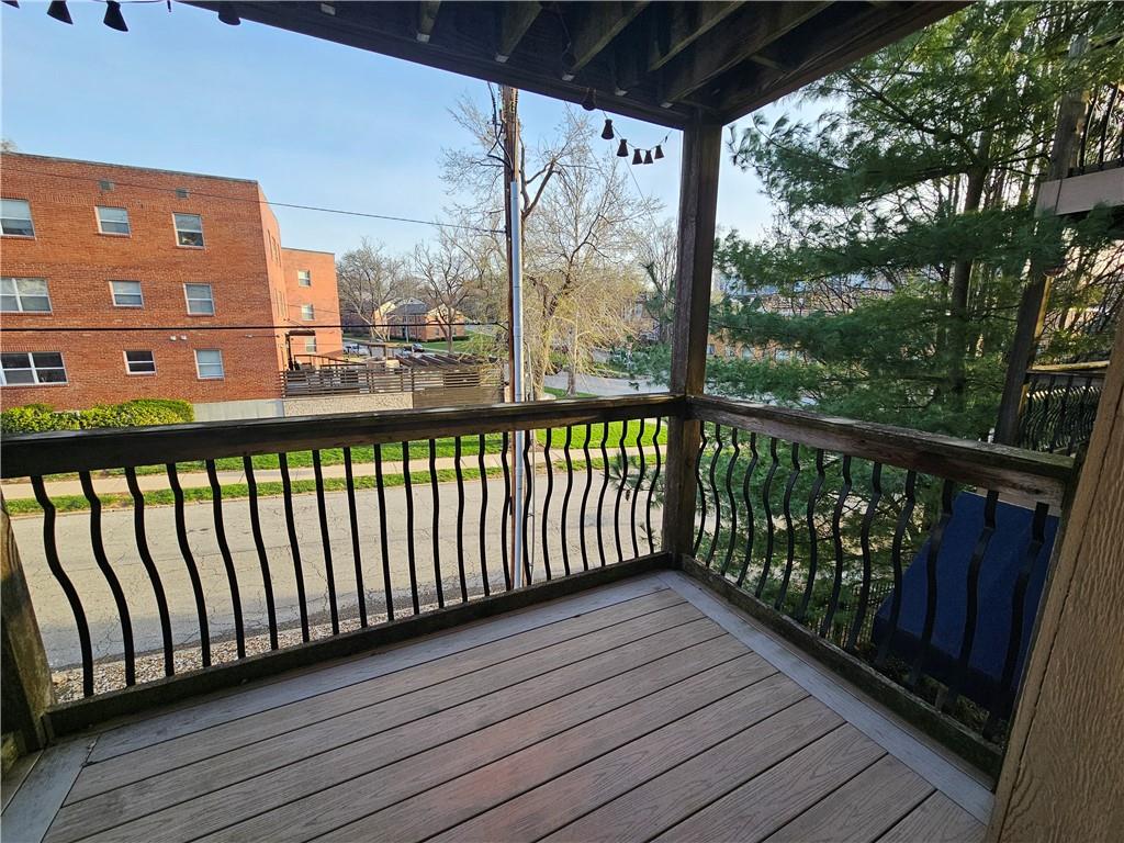 1207 W 45th Street 2W