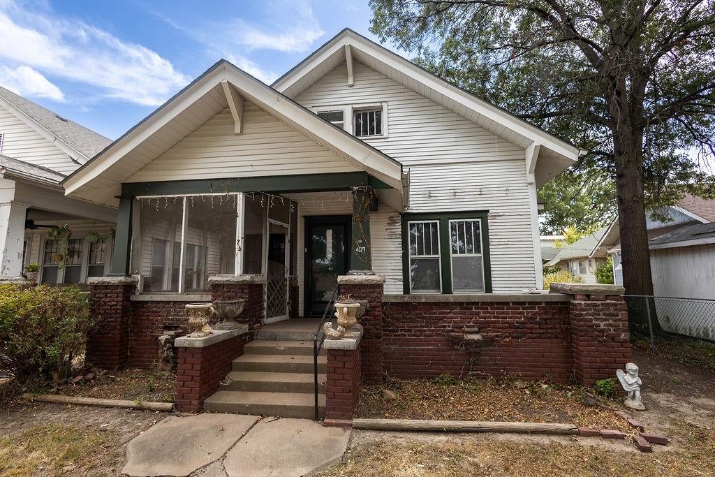 409 W 5th Street